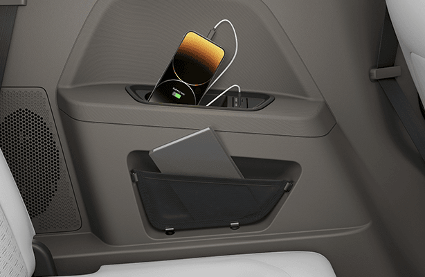 Intelligent Storage and Boot Space in Tata Safari